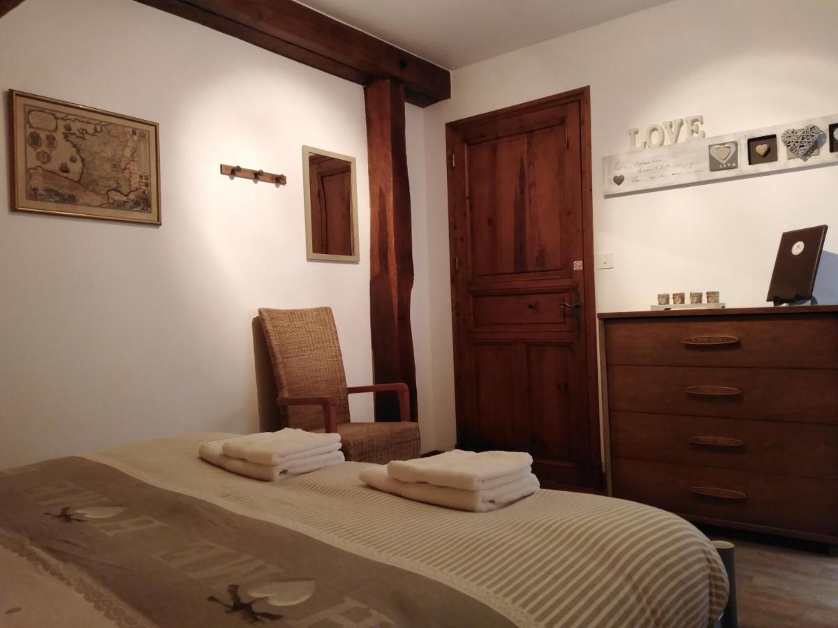 Domaine Du Mas Naut Bed and Breakfast Conques-en-Rouergue Exteriör bild