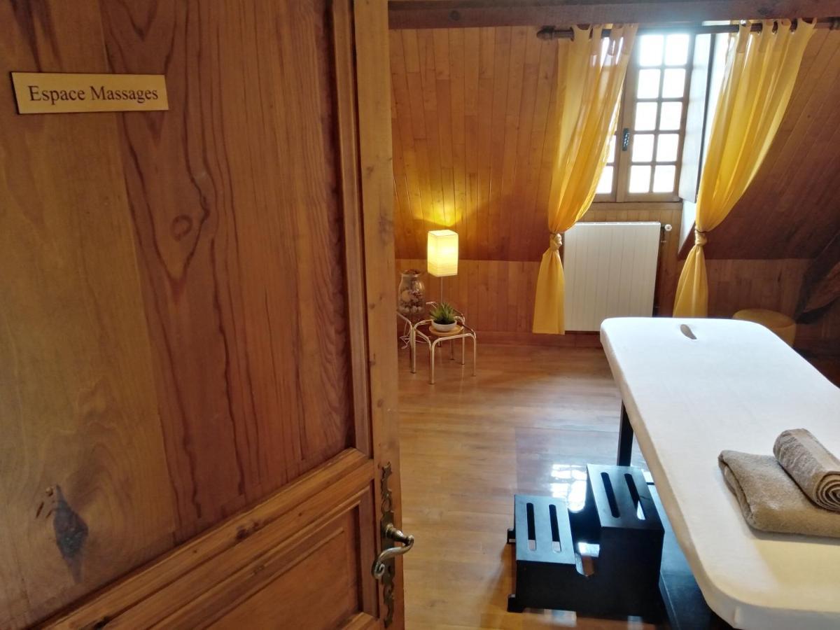 Domaine Du Mas Naut Bed and Breakfast Conques-en-Rouergue Exteriör bild